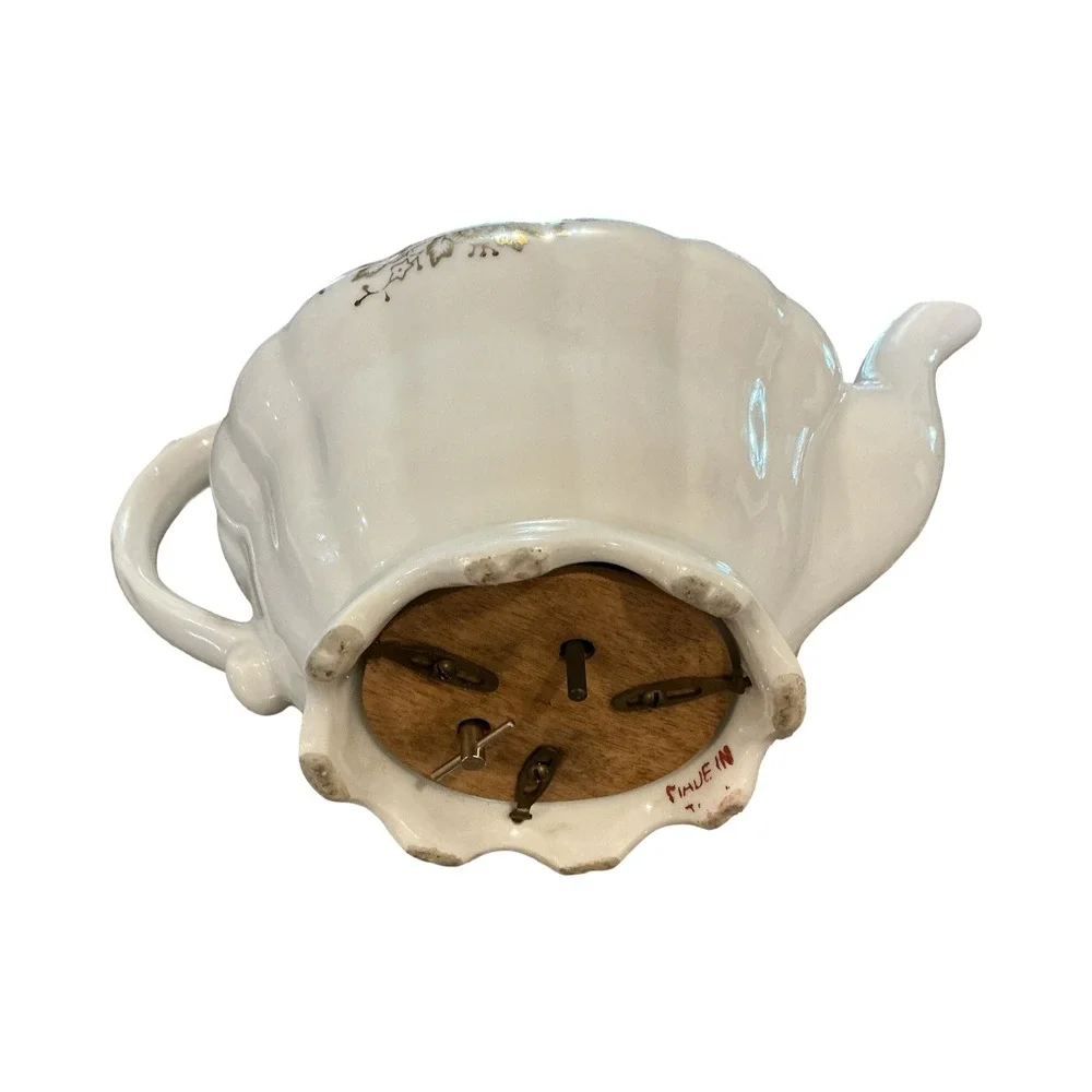Vintage Musical Ceramic Teapot Pink Rose‎ Gold Floral Scalloped Cream Porcelain